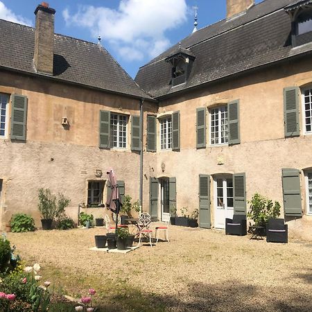 La Maison Des Gardes - Chambres D'Hotes Cluny Exterior foto