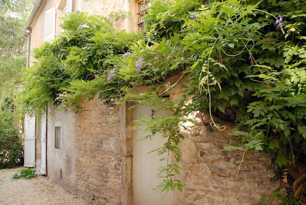 La Maison Des Gardes - Chambres D'Hotes Cluny Exterior foto