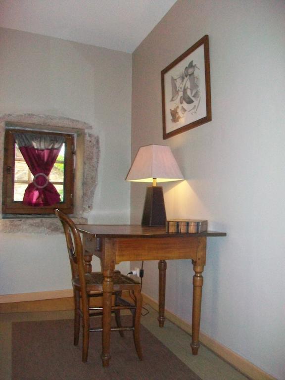 La Maison Des Gardes - Chambres D'Hotes Cluny Zimmer foto
