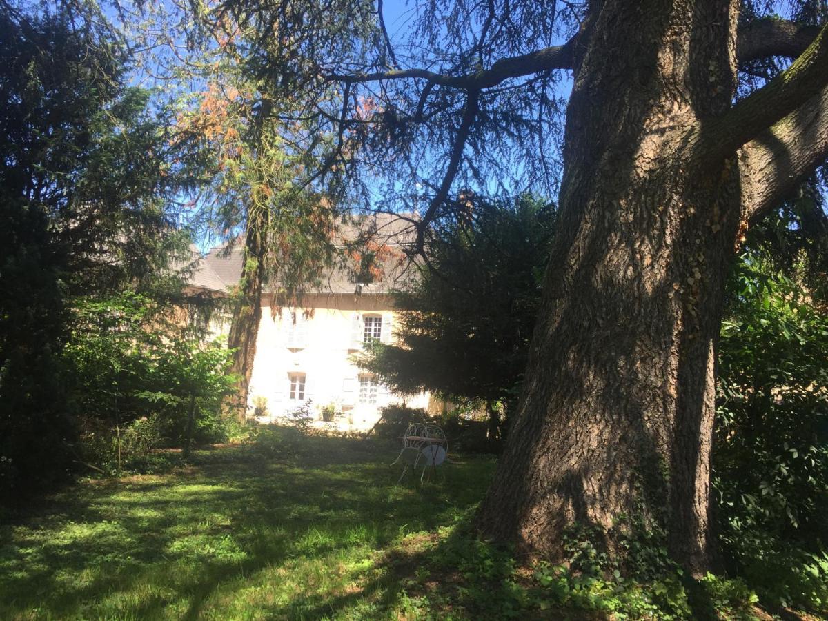 La Maison Des Gardes - Chambres D'Hotes Cluny Exterior foto
